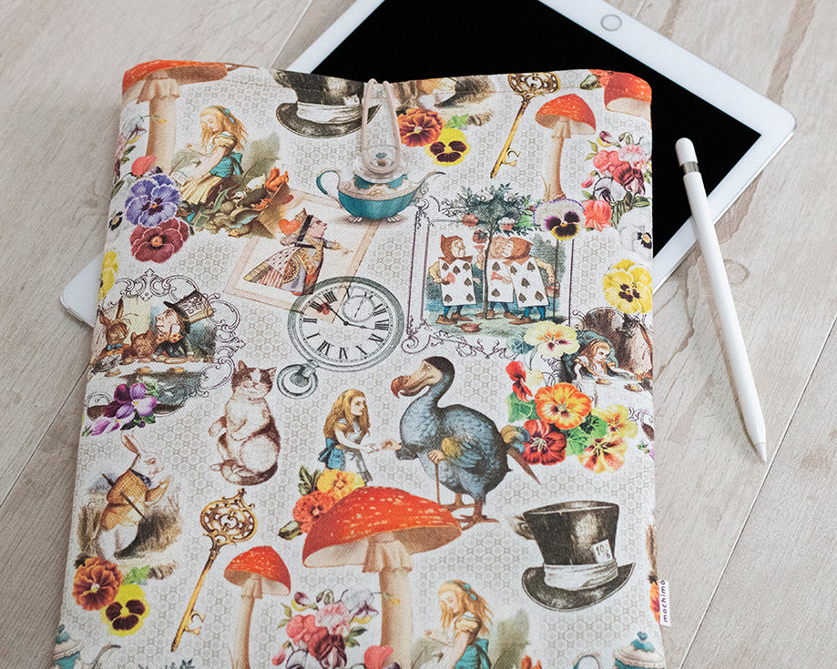 Funda Wonderland